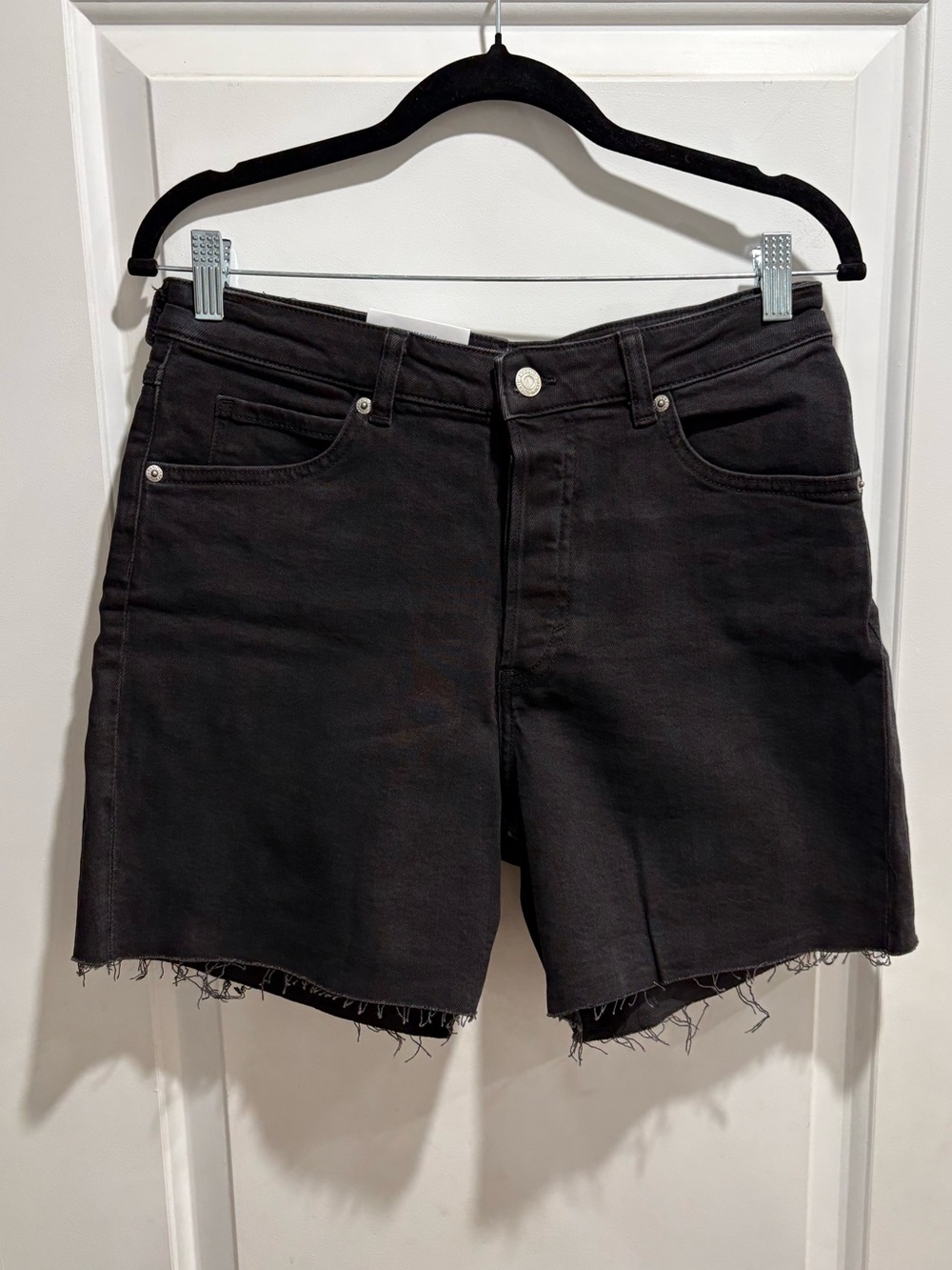 Brand new 90s black shorts